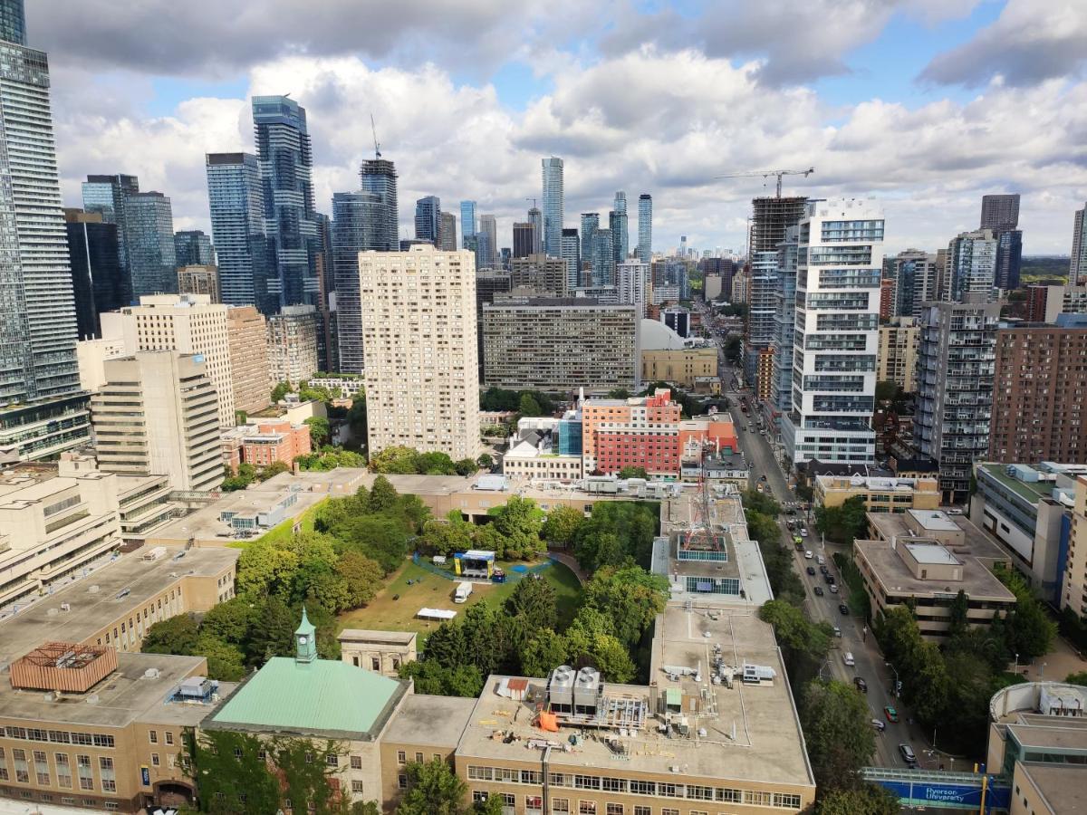 Toronto Metropolitan University-Daphne Cockwell Complex Residence Eksteriør bilde