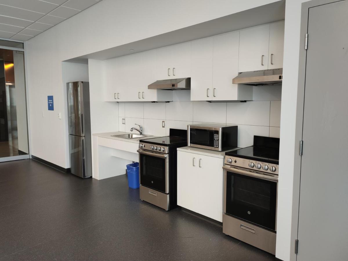 Toronto Metropolitan University-Daphne Cockwell Complex Residence Eksteriør bilde
