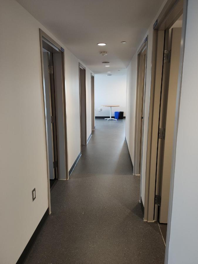 Toronto Metropolitan University-Daphne Cockwell Complex Residence Eksteriør bilde