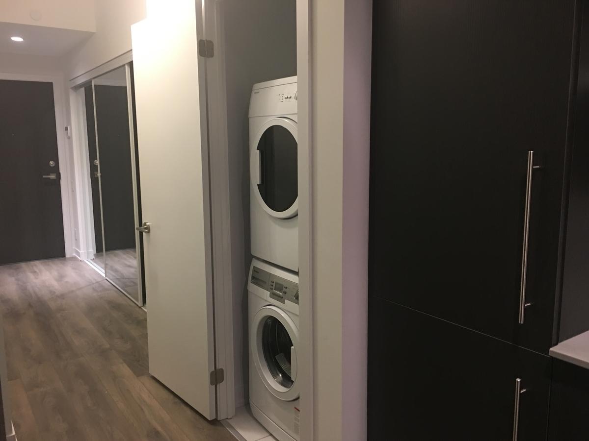 Toronto Metropolitan University-Daphne Cockwell Complex Residence Eksteriør bilde