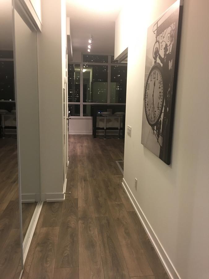 Toronto Metropolitan University-Daphne Cockwell Complex Residence Eksteriør bilde
