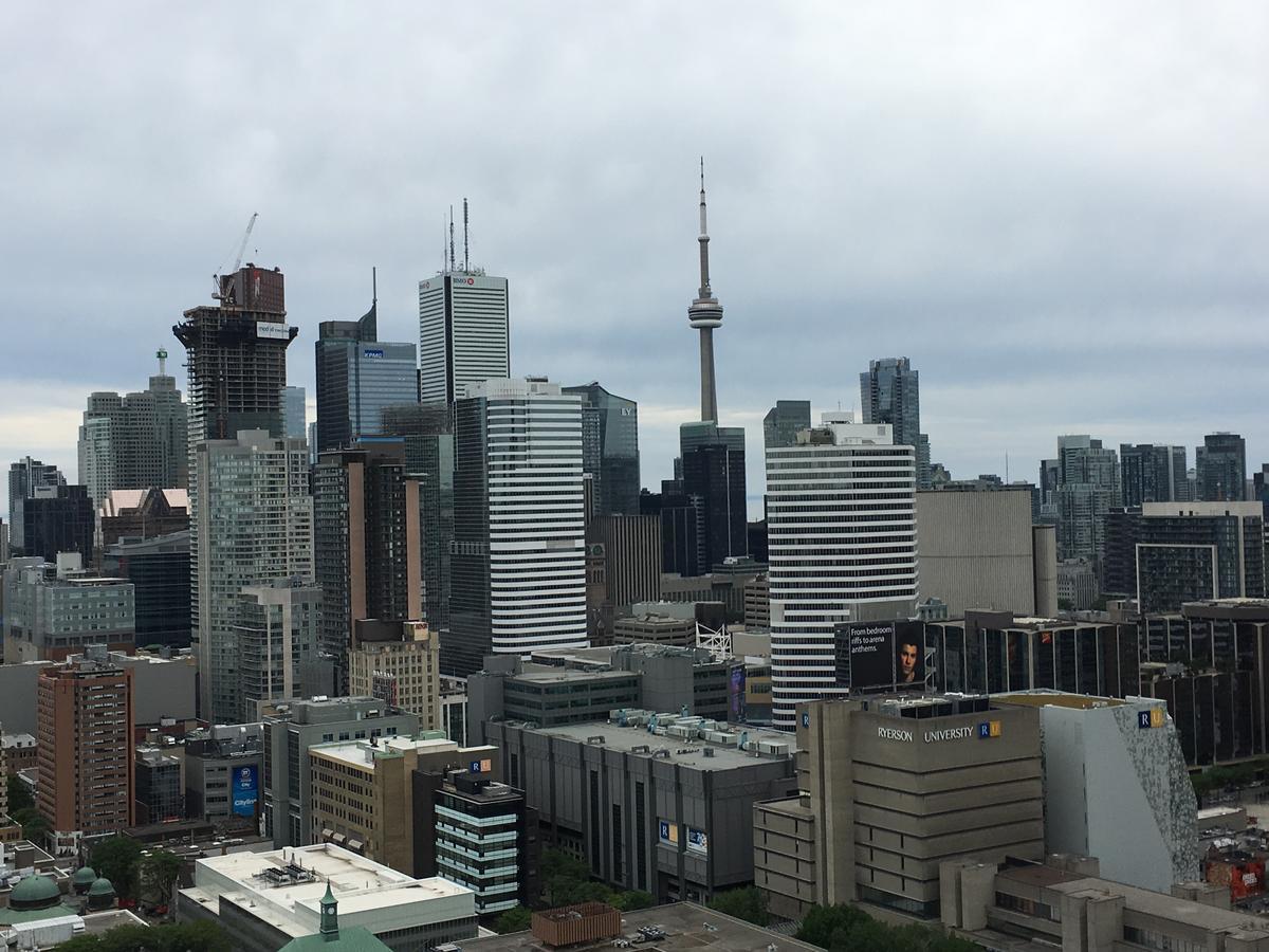 Toronto Metropolitan University-Daphne Cockwell Complex Residence Eksteriør bilde