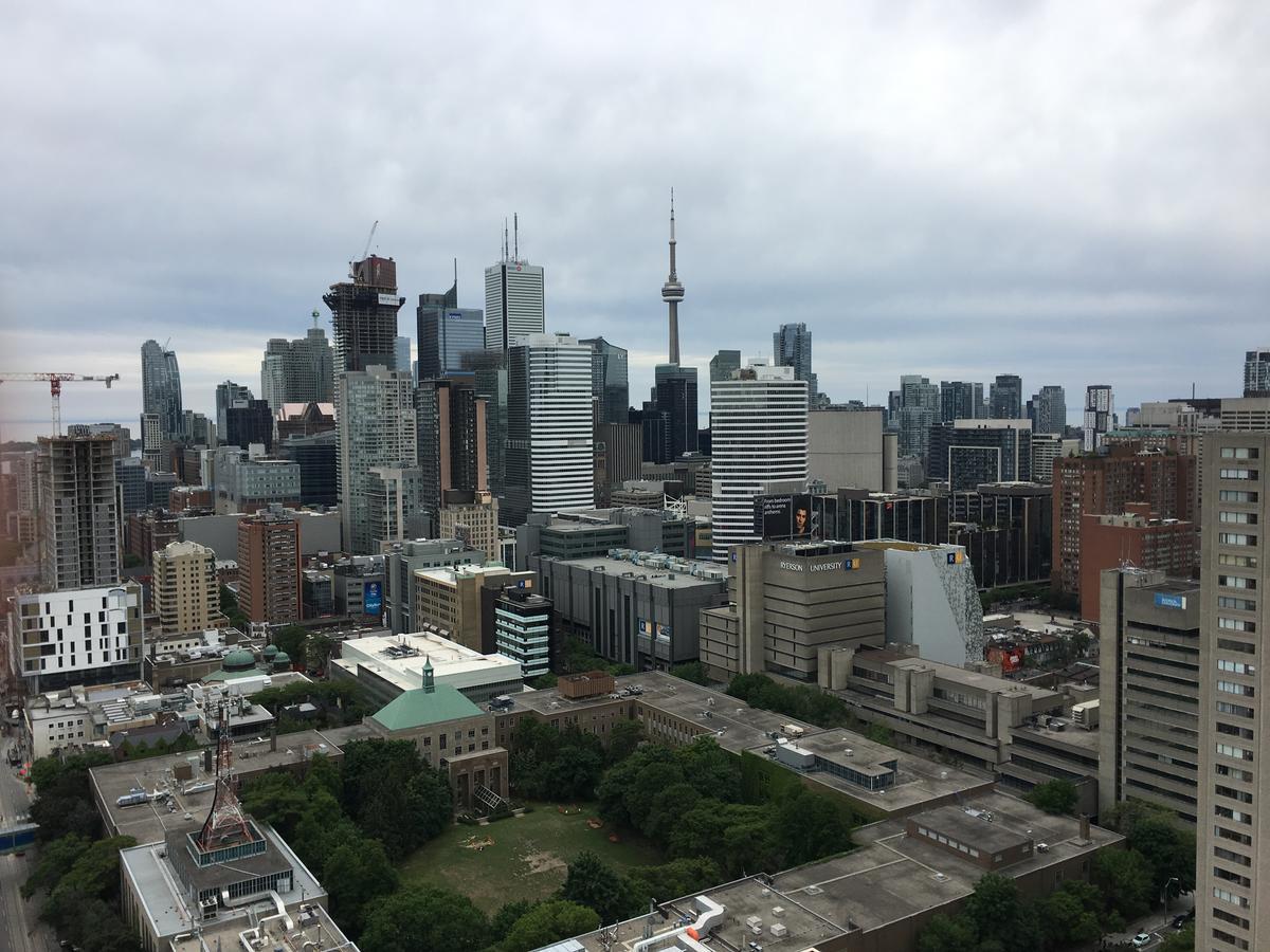 Toronto Metropolitan University-Daphne Cockwell Complex Residence Eksteriør bilde