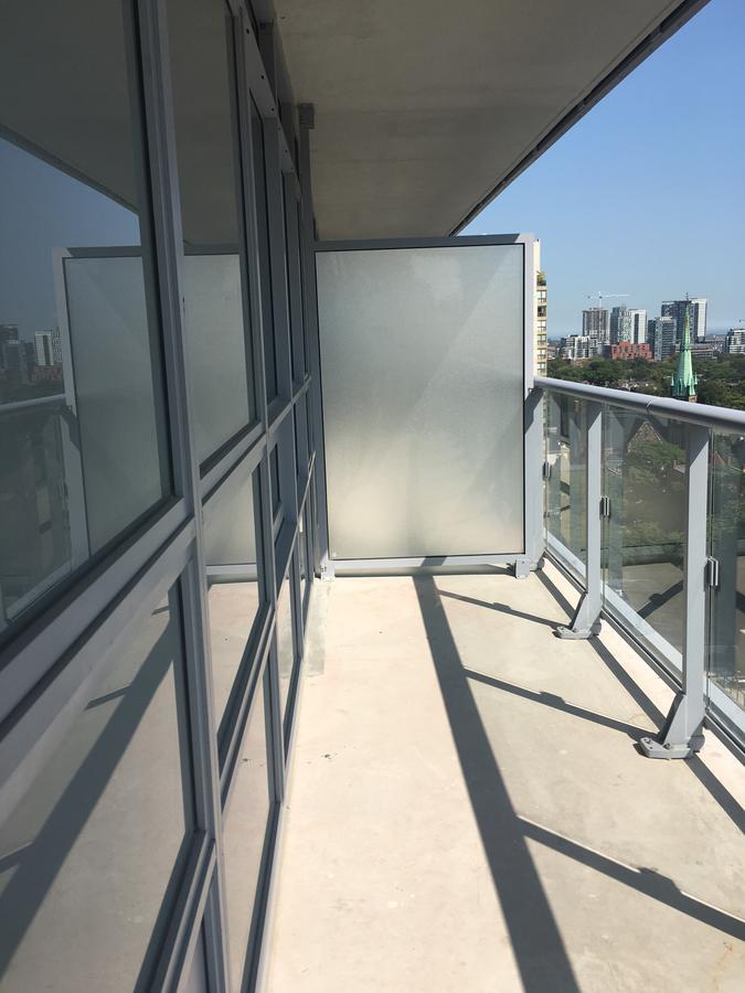 Toronto Metropolitan University-Daphne Cockwell Complex Residence Rom bilde