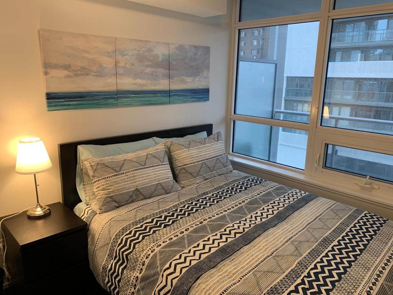 Toronto Metropolitan University-Daphne Cockwell Complex Residence Eksteriør bilde