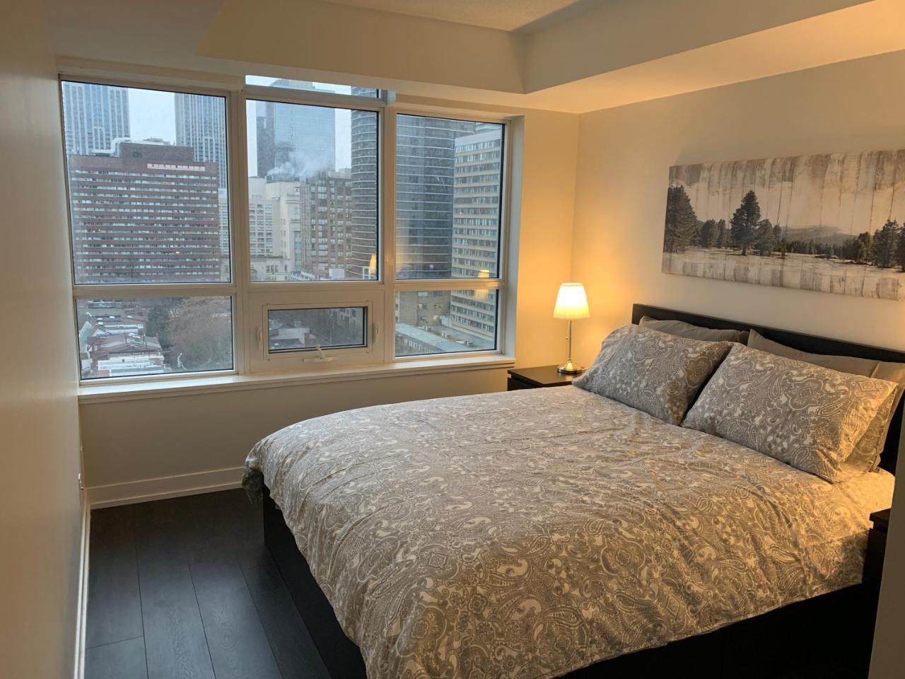 Toronto Metropolitan University-Daphne Cockwell Complex Residence Eksteriør bilde